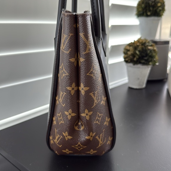 Louis Vuitton Kimono MM black and Monogram - Picture 4 of 13